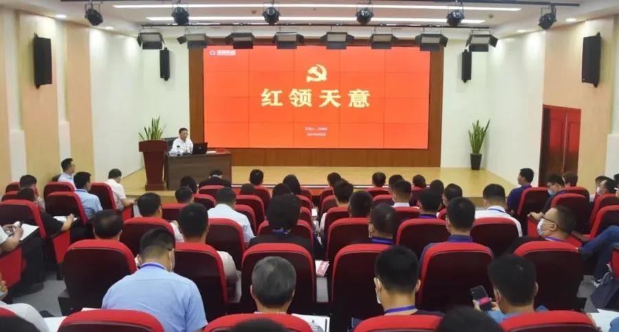 乘風破浪 筑夢前行丨2021感謝有你，2022砥礪前行！